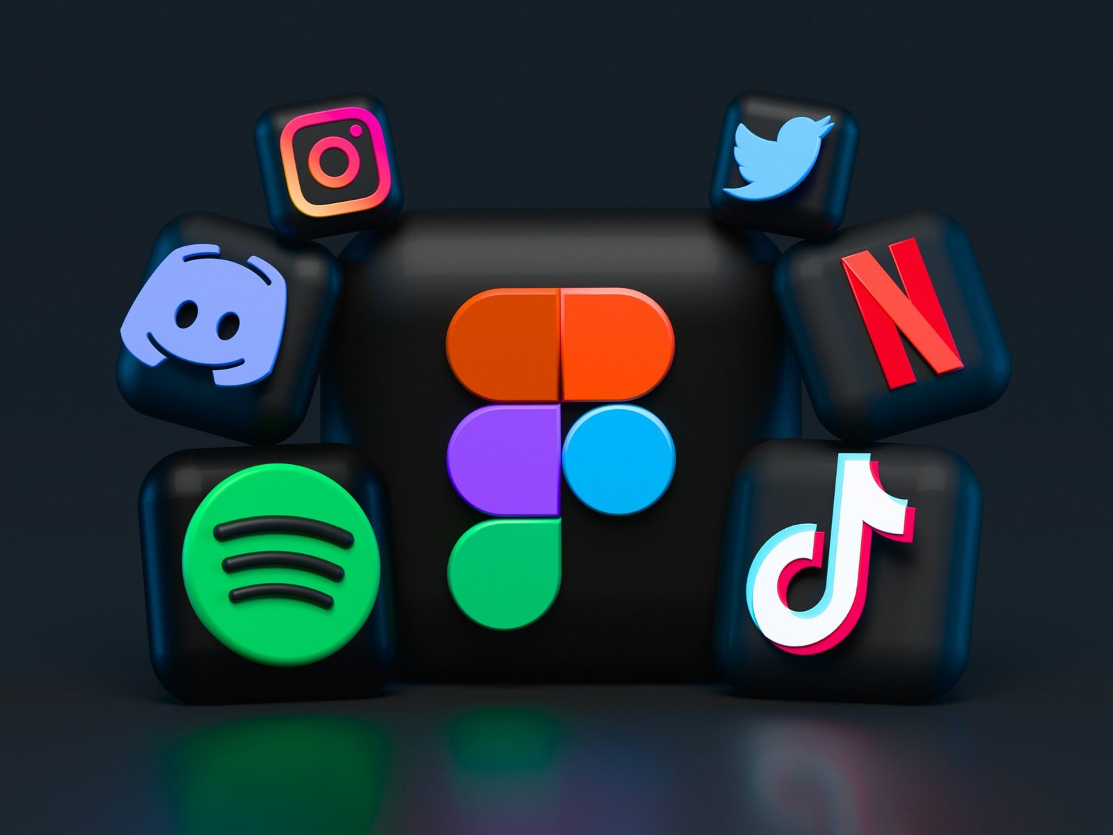 The Best Free AI Tools for Social Media Content Creation in 2025 🚀📱